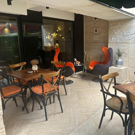 The Place Suites By Cey Istanbul Eksteriør billede