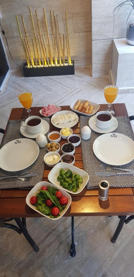 The Place Suites By Cey Istanbul Eksteriør billede