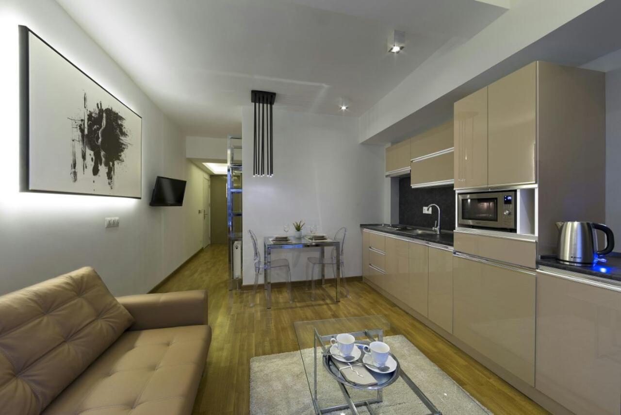 The Place Suites By Cey Istanbul Eksteriør billede
